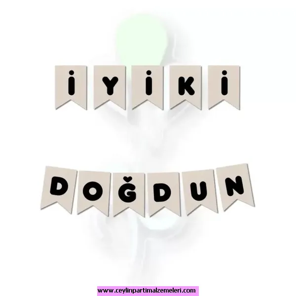 Deniz Kumu-Siyah İyi Ki Doğdun